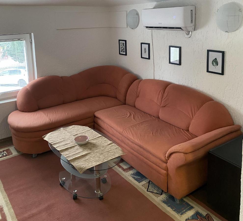 Twin Studio Apartments Zemun Belgrad Dış mekan fotoğraf